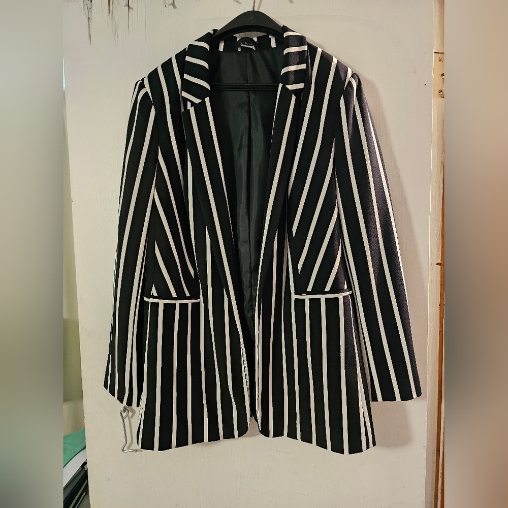 Venus Black & White Stripe Blazer